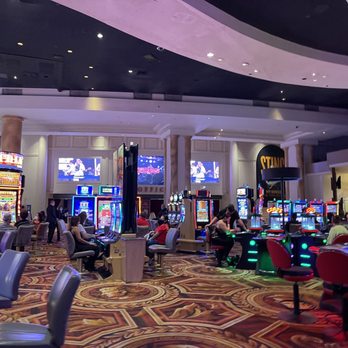 Caesars Palace - Slots - Hotels Near Me - Las Vegas, Nevada