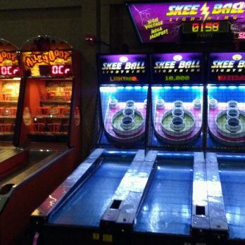 Flippers Cinema - A few of the games - Arcades Near Me - Hollywood, Florida Flippers Cinema - A few of the games - Arcades Near Me - Hollywood, Florida