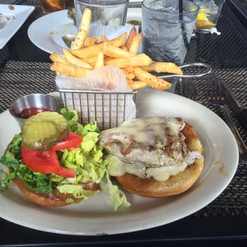 Brooklyn Cafe - Grilled chicken sandwich and fries - New American Near Me - Atlanta, Georgia