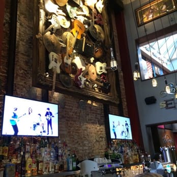 Hard Rock Cafe Brussels - Bars Near Me - Brussels, BRU