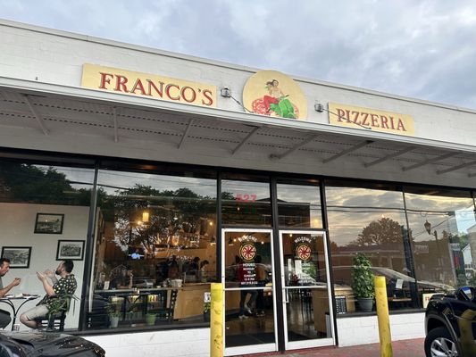 Franco's Pizzeria by null