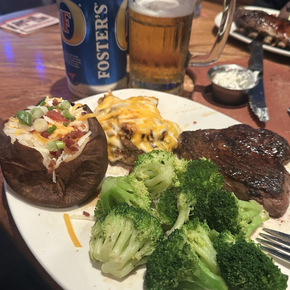 Outback Steakhouse - Steakhouses Near Me - Norwalk, California
