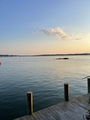 Bubba's Seafood Restaurant and Crabhouse by null