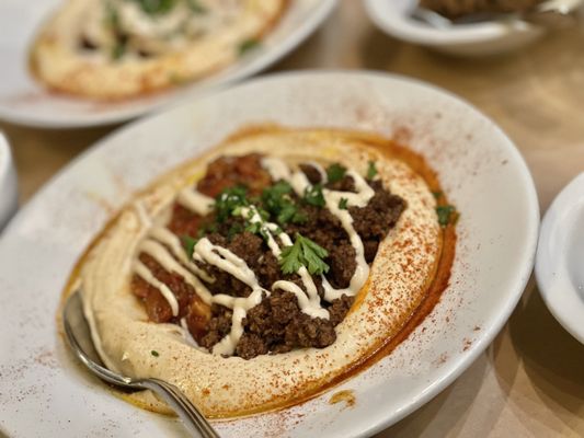 Oren's Hummus by null