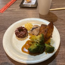 Hibachi Grill Supreme Buffet