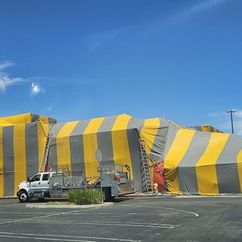 Buffalo Wild Wings - What is going on here? Why is it tented ? Rodents, bed bugs, termites ? - Chicken Wings Near Me - Brentwood, California Buffalo Wild Wings - What is going on here? Why is it tented ? Rodents, bed bugs, termites ? - Chicken Wings Near Me - Brentwood, California