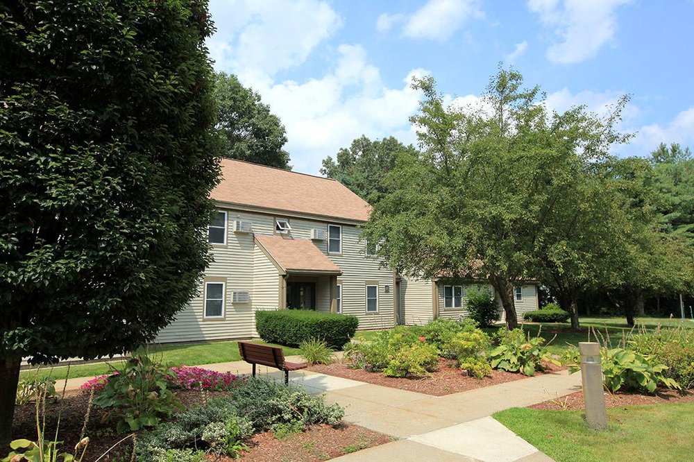 PLANTATION APARTMENTS Updated September 2024 22 Johnston Way, Stow