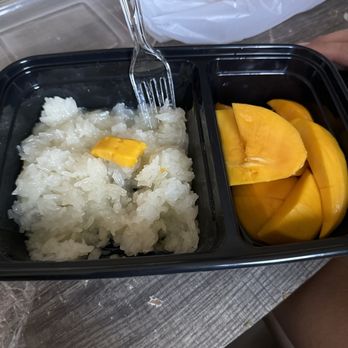 Spicy Bite Thai Kitchen - Thai Near Me - Whittier, California