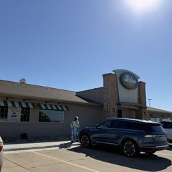Perkins Restaurant & Bakery - Outside