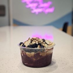 Modern Berry - Sunrise Bowl - would recommend! IG - @bilalandjesseatfood