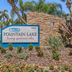 Fountain Lake Bradenton