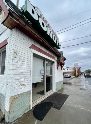 Laurel Tavern Donuts by null