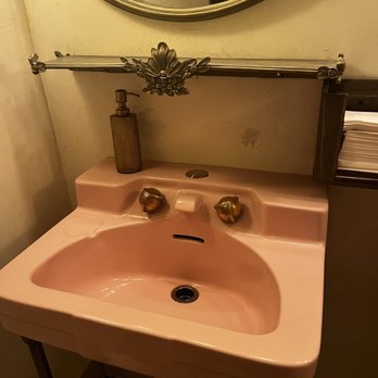 The Hideaway - Cute bathroom - Steakhouses Near Me - Beverly Hills, California The Hideaway - Cute bathroom - Steakhouses Near Me - Beverly Hills, California