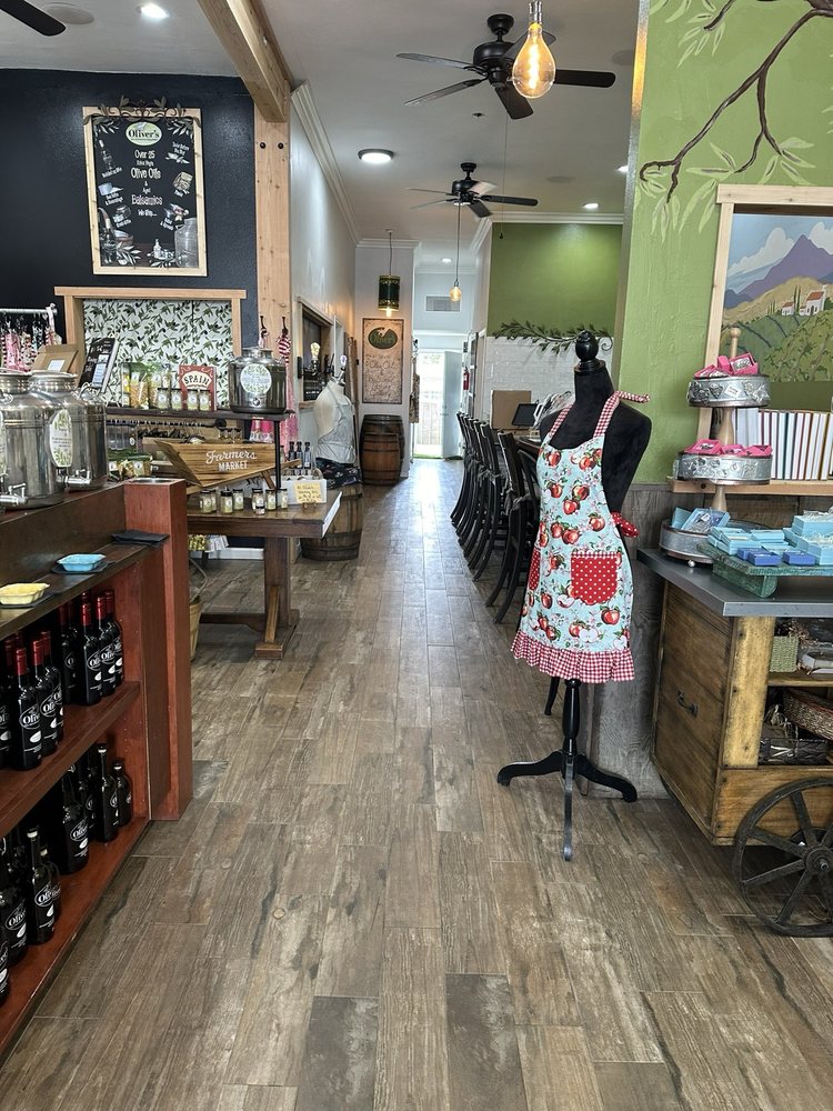 Oliver's Olive Oil & Balsamic Tasting Gallery Logo