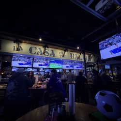 OjosLocos Sports Cantina