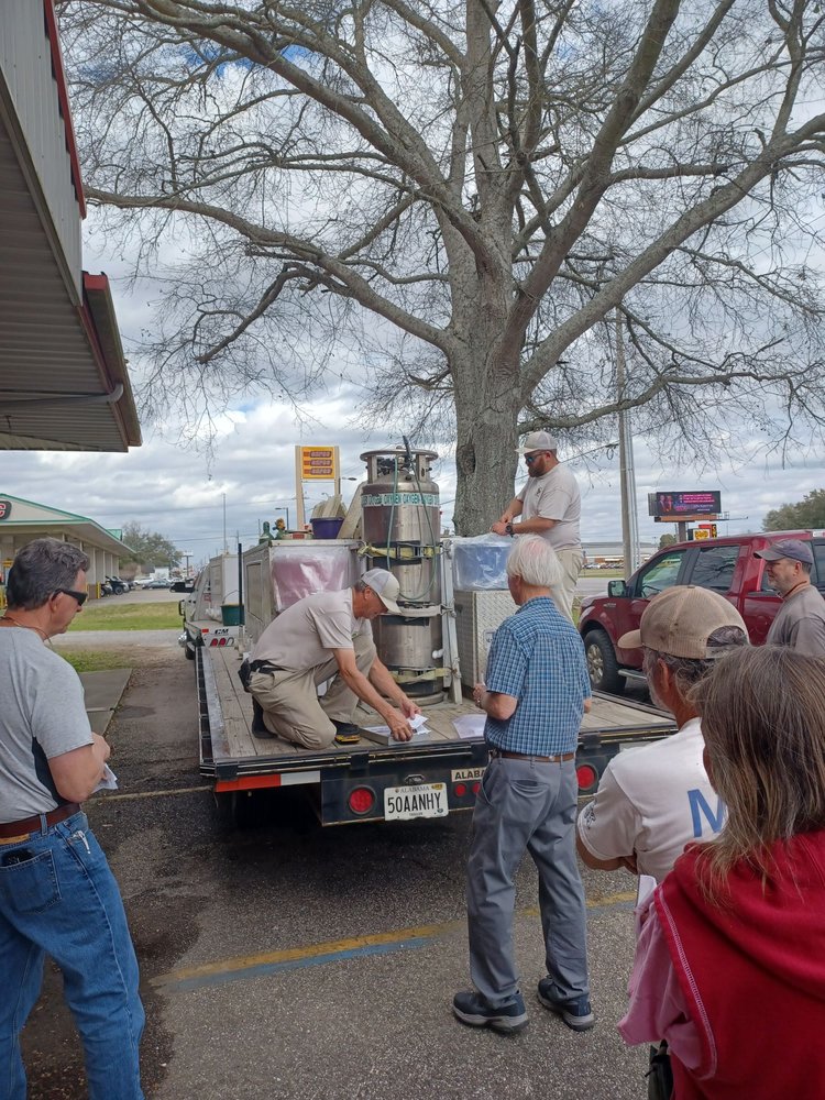 ROBERTSDALE SEED, FEED & SUPPLY 21353 Highway 59, Robertsdale