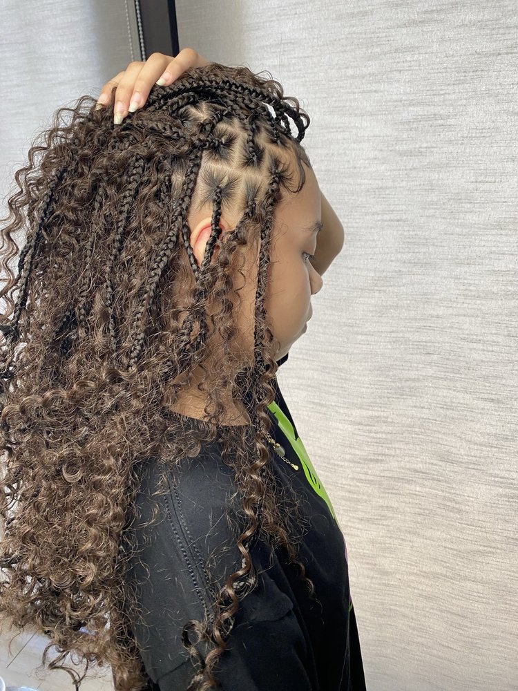 Aimar’s Hair Braiding Logo
