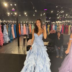 Gipper Prom - Blue chiffon dress