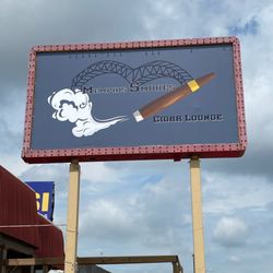 Memphis Smokes Cigar Lounge