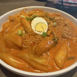 Rose Ddeok-bokki Rose Ddeok-bokki