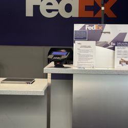 FedEx Ship Center