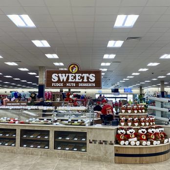 Buc-ee's - Fresh fudge in every flavor imaginable and yes they give you taste samples to help in the decision process. - Convenience Stores Near Me - Berthoud, Colorado