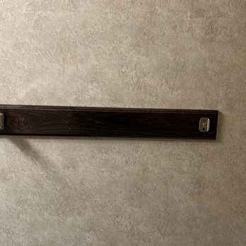 The Rosedale Inn - Broken towel hanger - Hotels Near Me - Pacific Grove, California The Rosedale Inn - Broken towel hanger - Hotels Near Me - Pacific Grove, California