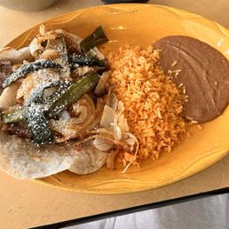 Beef fajitas taco lunch
