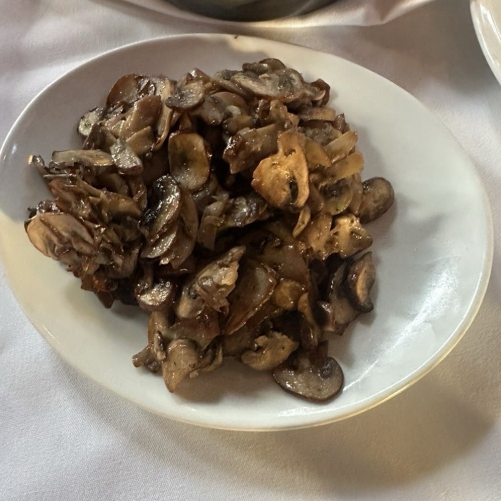 Craig's - Cremini Sauteed Mushrooms - American Near Me - West Hollywood, California Craig's - Cremini Sauteed Mushrooms - American Near Me - West Hollywood, California
