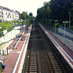 S-Bahnhof Süd - Bahnhof Essen Süd - Blick von der Rellinghauser Str. aus in Richtung Stadtwaldplatz