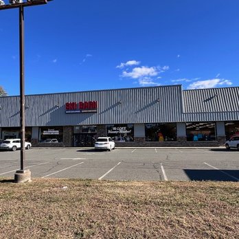 Ski Barn - Ski & Snowboard Shops Near Me - Lawrence Township, New Jersey