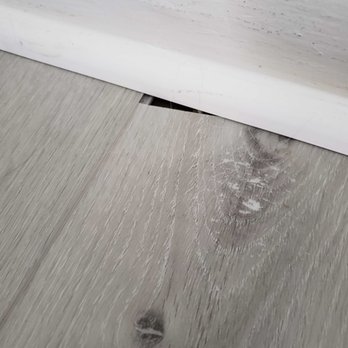LA Carpet - 2nd set of floors gap. - Carpeting Near Me - Huntington Beach, California