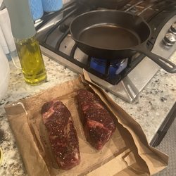 Cast iron pan