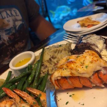 Downtown Aquarium - Mariner's Mixed Grill - Museums Near Me - Denver, Colorado Downtown Aquarium - Mariner's Mixed Grill - Museums Near Me - Denver, Colorado
