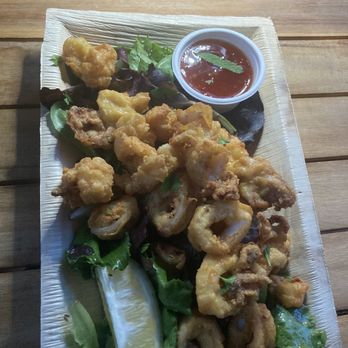 Haskell's Seafood Market and Cafe - Fried calamari - Cafes Near Me - Westhampton Beach, New York