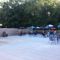 Veit's Pub and Grill - Nice large patio area for outside dining and live band's usually Thursday, Friday and Saturday nights.