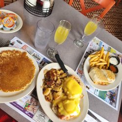 Ambrosia Diner - Lox eggs Bennie + the biggest side pancake ever