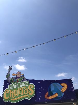 Señor Buzz Churros by null