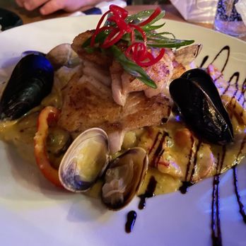 Black Pearl Seafood Bar-Downtown - Seafood Near Me - Edmonton, Alberta Black Pearl Seafood Bar-Downtown - Seafood Near Me - Edmonton, Alberta