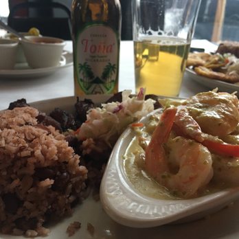 Fritanga - Camarones Al Majo De Majo with Gallo pinto and Toña beer (Nicaragua most popular beer) - Latin American Near Me - Saint Louis, Missouri