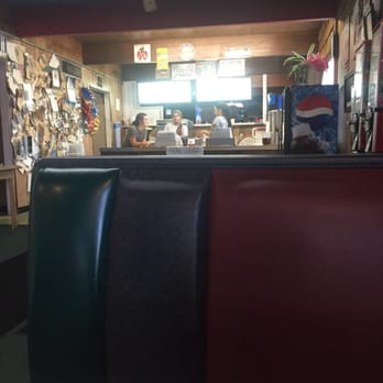 Shorty's - Seems like a small mom & pops bar-b-q, they also serve other food. Waitress are cute. - Cafes Near Me - Conway, Arkansas Shorty's - Seems like a small mom & pops bar-b-q, they also serve other food. Waitress are cute. - Cafes Near Me - Conway, Arkansas