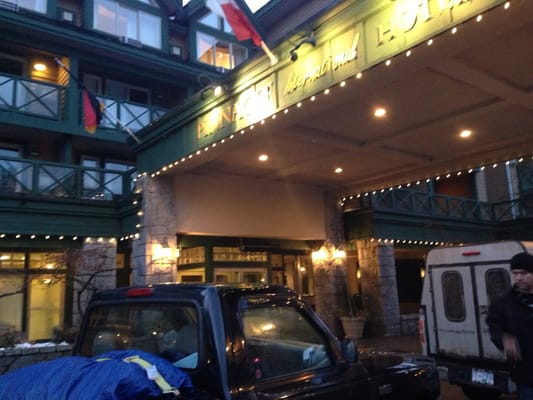 Pinnacle Hotel Whistler by null