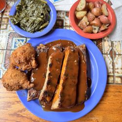 Hickory Hollow Barbeque - 1 pound St. Louis rib plate, collards, new taters and corn fritters.