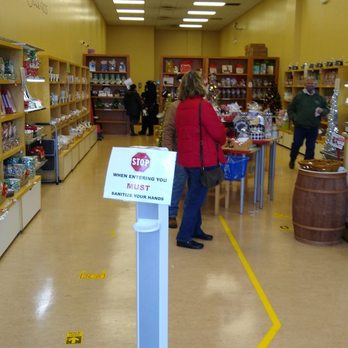 The World's Finest Chocolate - Inside store. - Candy Stores Near Me - Chicago, Illinois The World's Finest Chocolate - Inside store. - Candy Stores Near Me - Chicago, Illinois