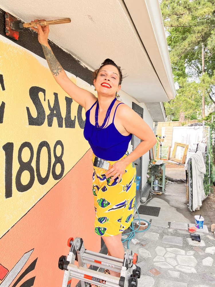 The Mill’s Edge Salon & Boutique Logo