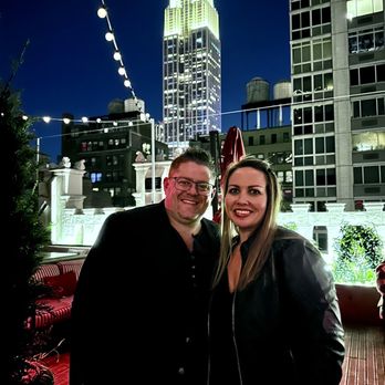 Refinery Rooftop - Nighttime rooftop views - magical - Lounges Near Me - New York, New York