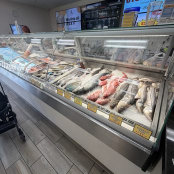Tres Islas Seafood - Fridge - Seafood Markets Near Me - Moreno Valley, California Tres Islas Seafood - Fridge - Seafood Markets Near Me - Moreno Valley, California