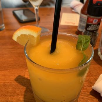 Hudson House - Frozen Bellini - American Near Me - Dallas, Texas Hudson House - Frozen Bellini - American Near Me - Dallas, Texas