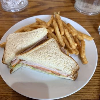 Station House Pub & Grill - Clubhouse Sandwich - Bars Near Me - Aldergrove, British Columbia Station House Pub & Grill - Clubhouse Sandwich - Bars Near Me - Aldergrove, British Columbia