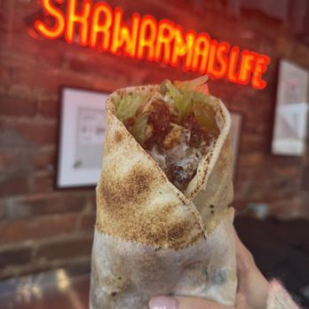 Insider Eats - Chicken shawarma pita - Food Delivery Services Near Me